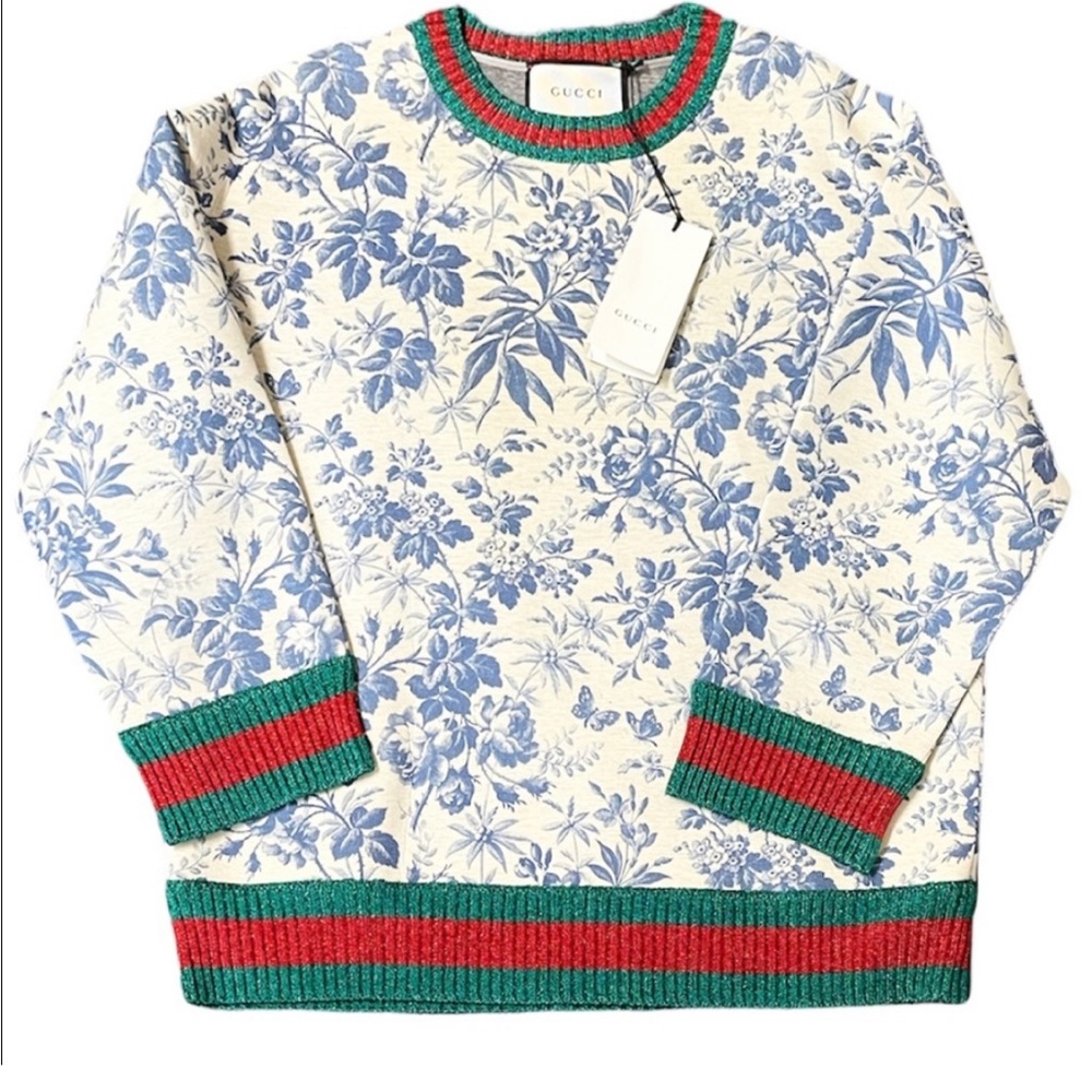 Authentic Gucci fall/winter top.